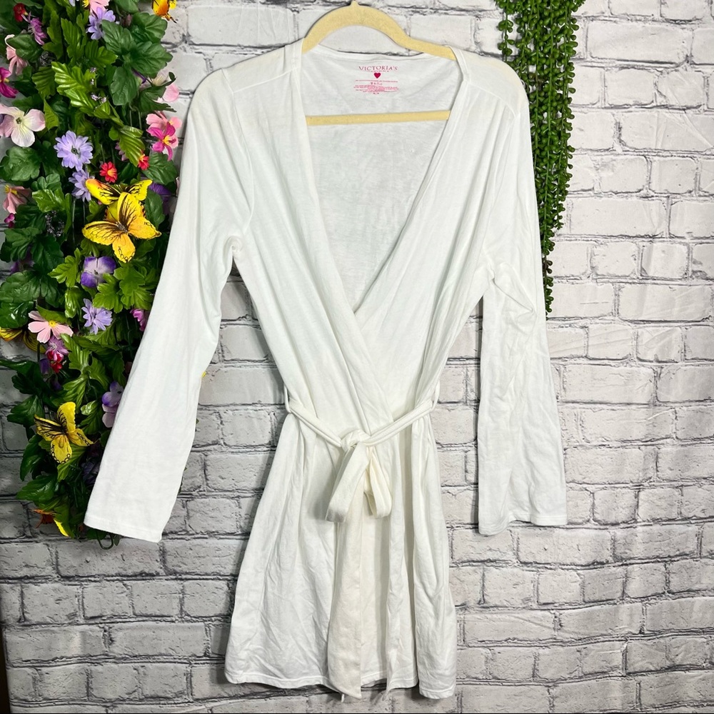 ,💙2/$40💙Victoria's Secret White Self Tie Belted Lightweight Robe  Size Medium